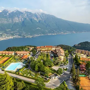 Hotel Pineta Campi ****