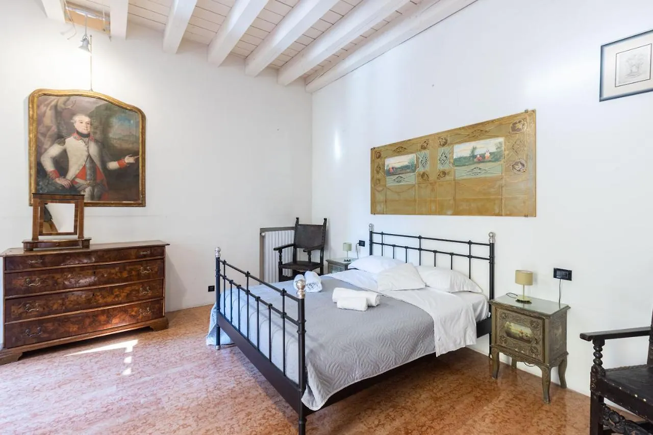 B&B - Le Stanze Del Carro - Bologne 2*,  Italie