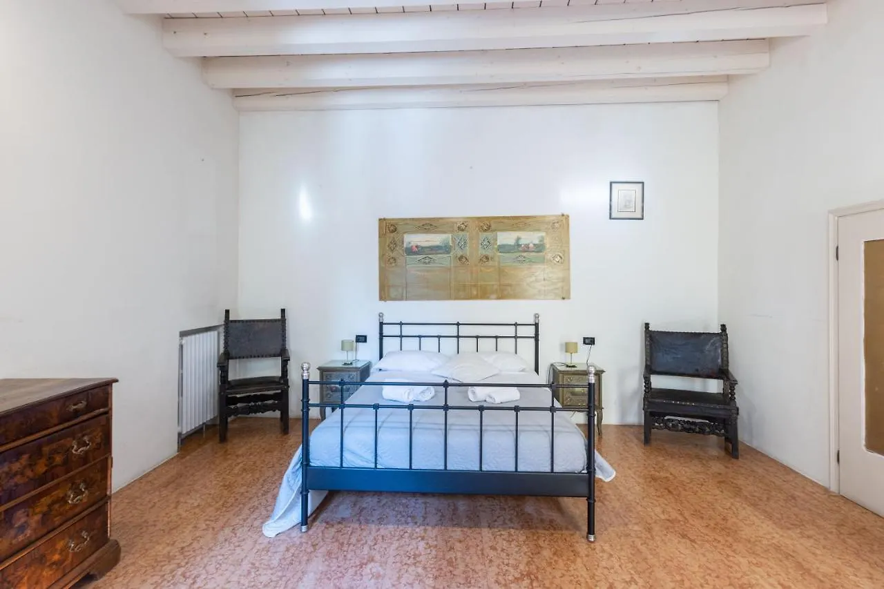 B&B - Le Stanze Del Carro - Bologne Maison d'hôtes