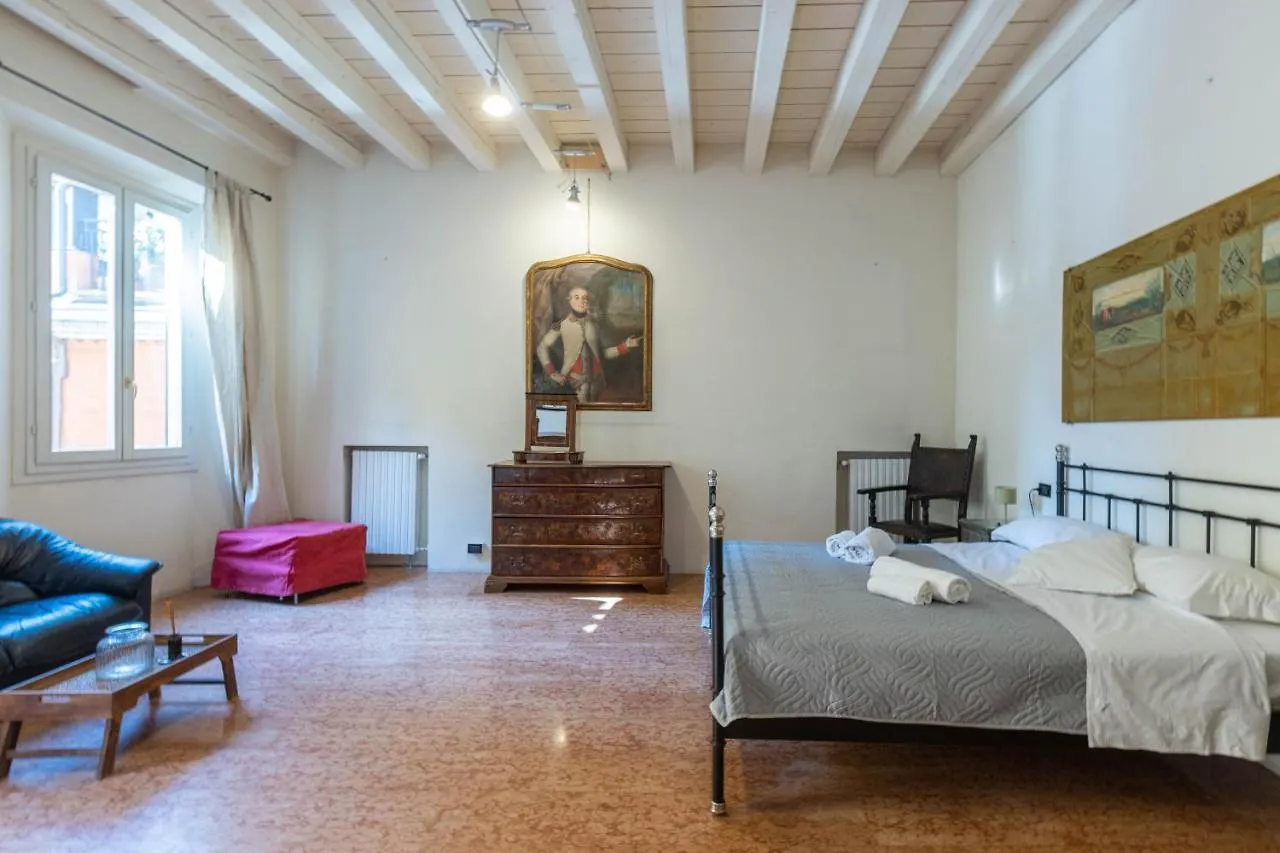B&B - Le Stanze Del Carro - Bologne Italie