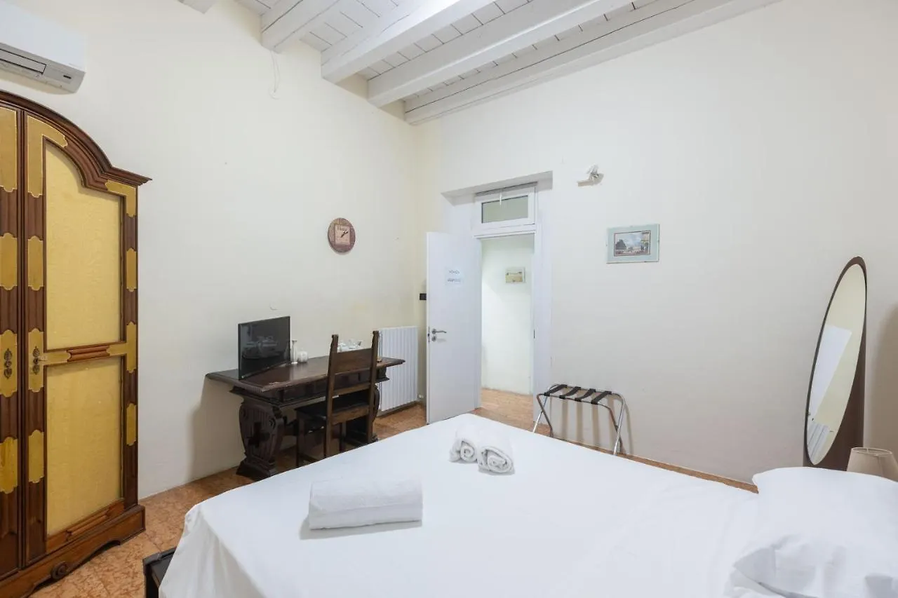 B&B - Le Stanze Del Carro - Bologna 2*,