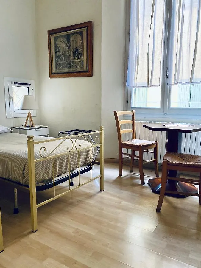 Konukevi B&B - Le Stanze Del Carro - Bolonya